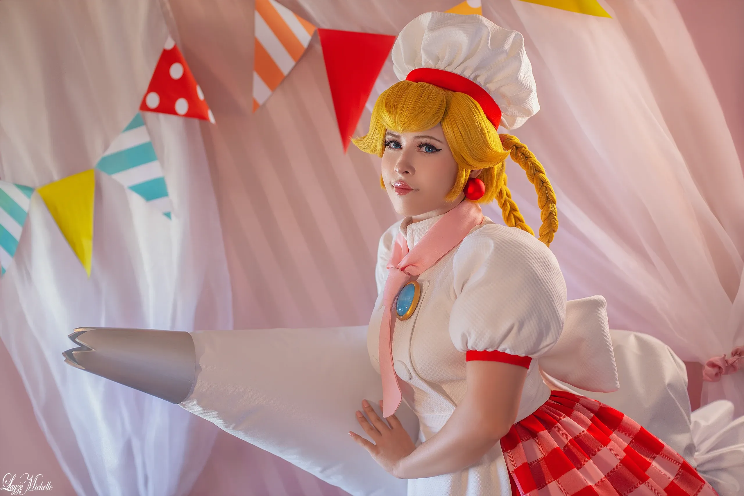 Cosplay Princesa Peach (Confeiteira) — Princess Peach Showtime!
