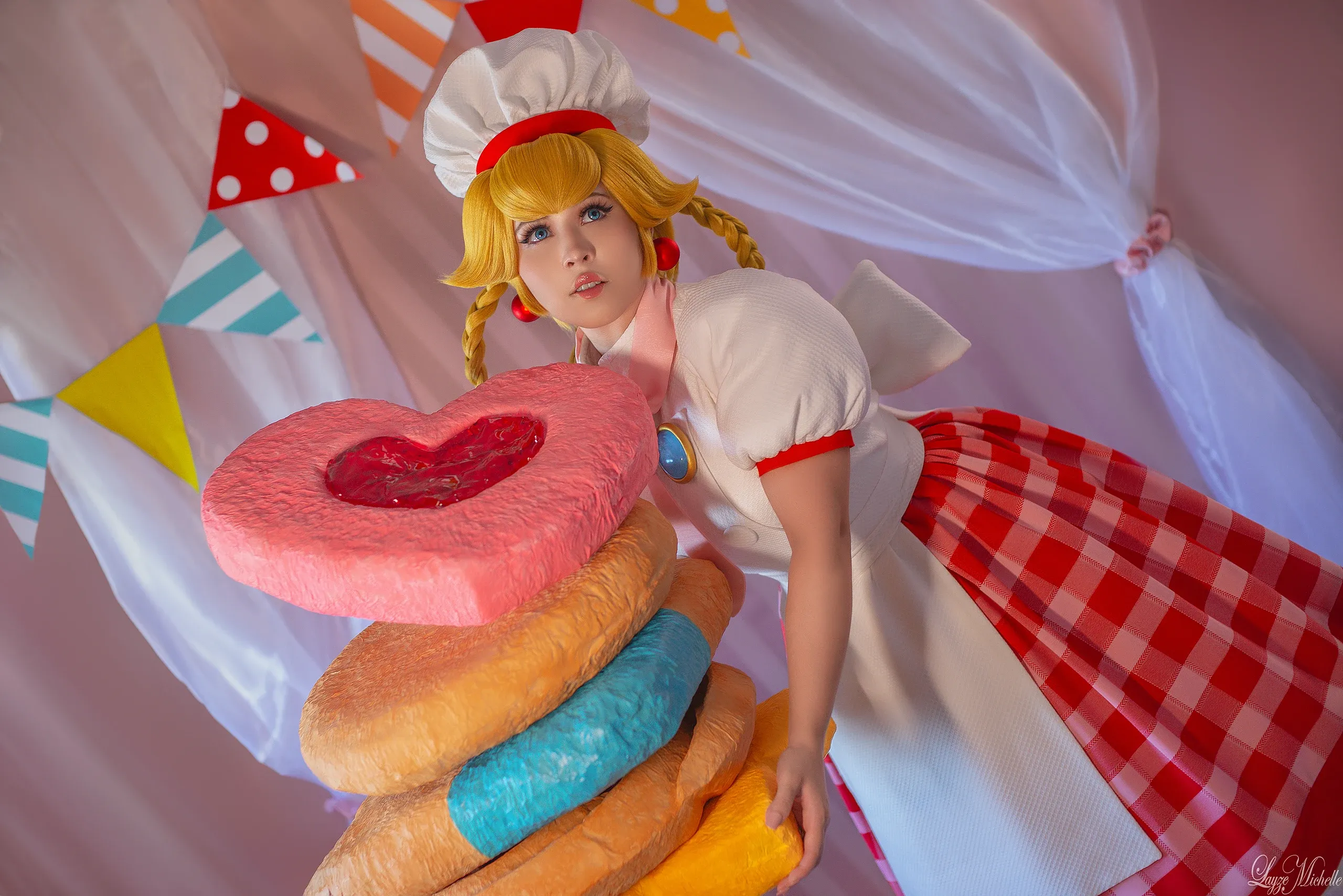 Cosplay Princesa Peach (Confeiteira) — Princess Peach Showtime!