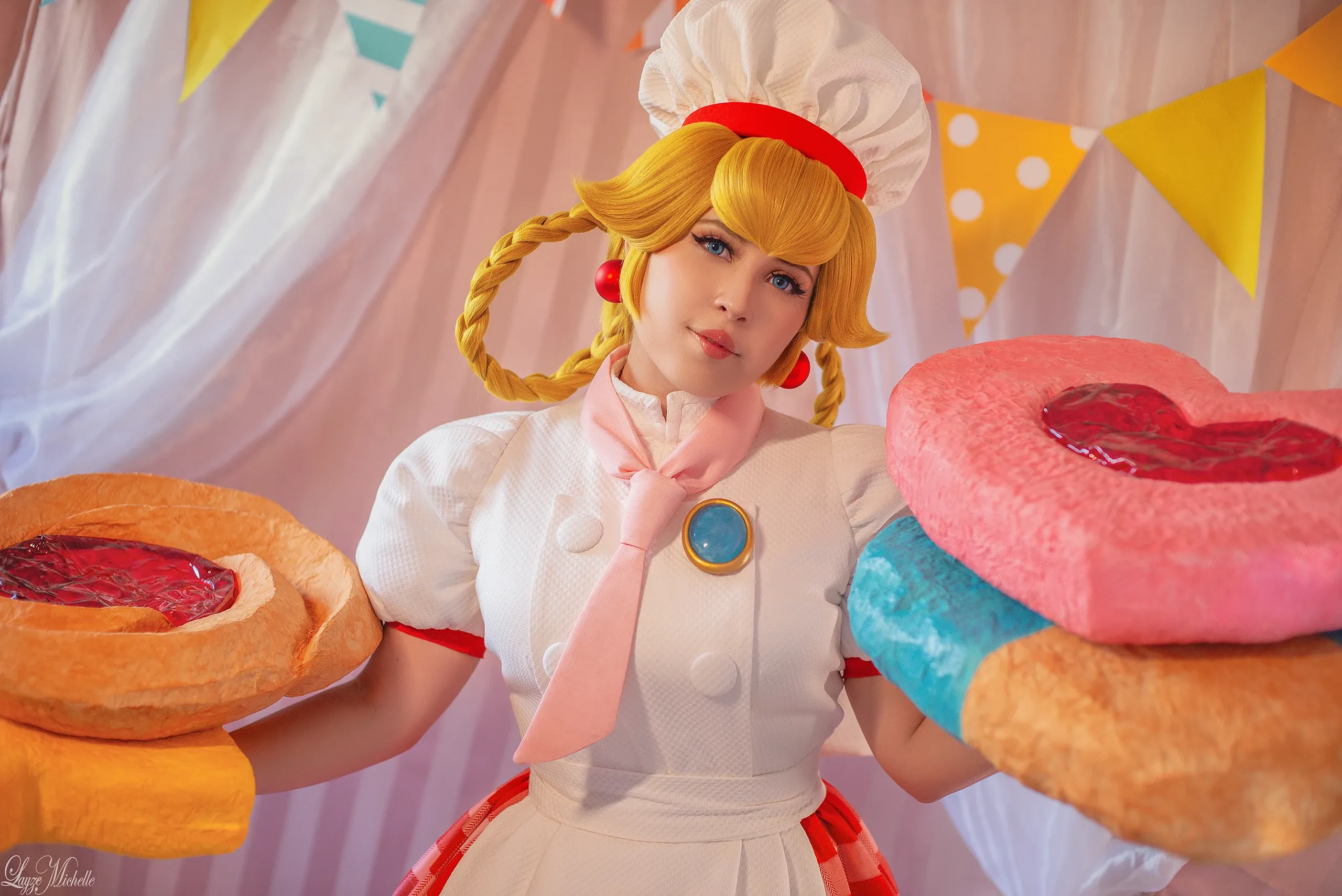 Cosplay Princesa Peach (Confeiteira) — Princess Peach Showtime!