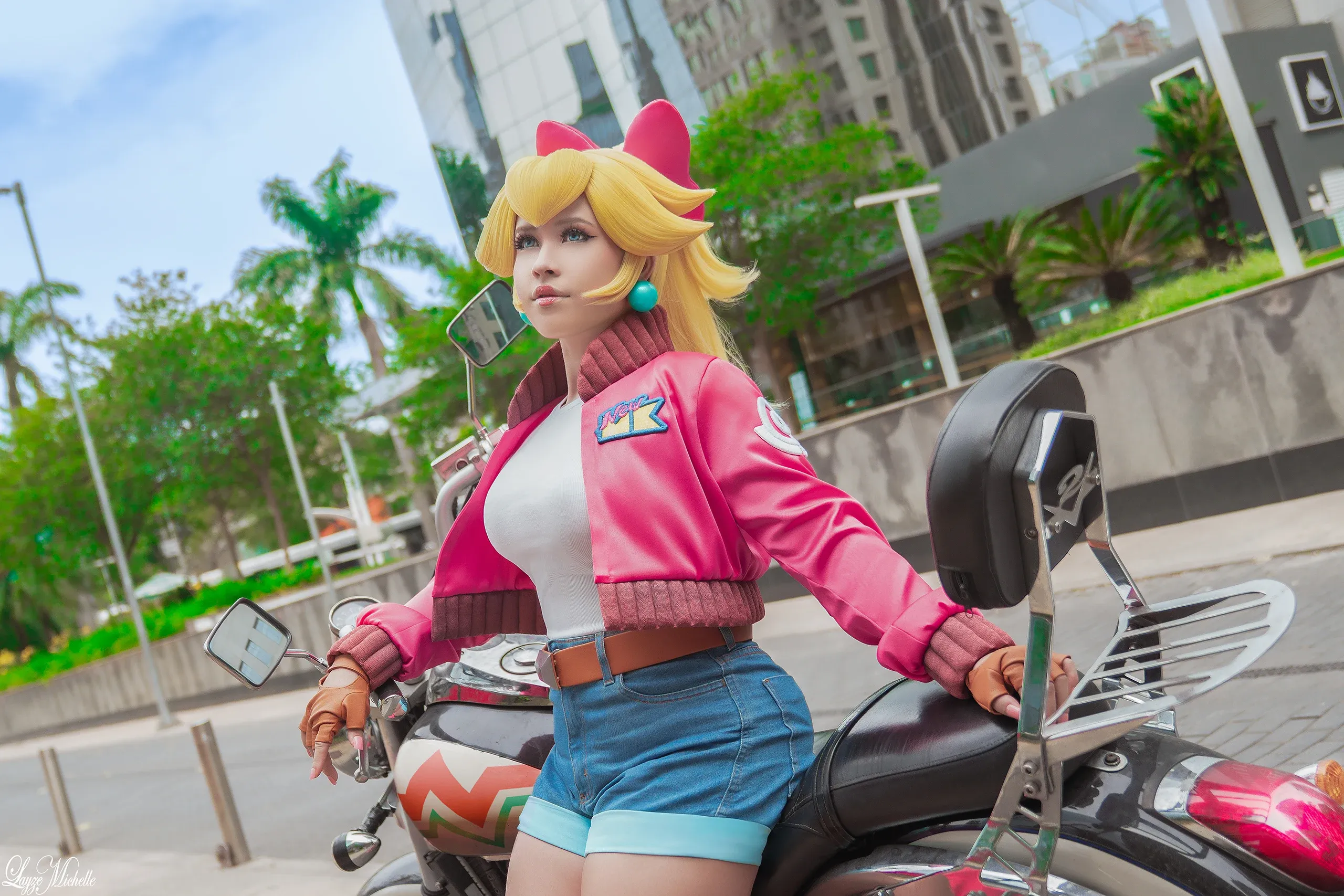 Cosplay Princesa Peach (Touring) — Mario Kart World