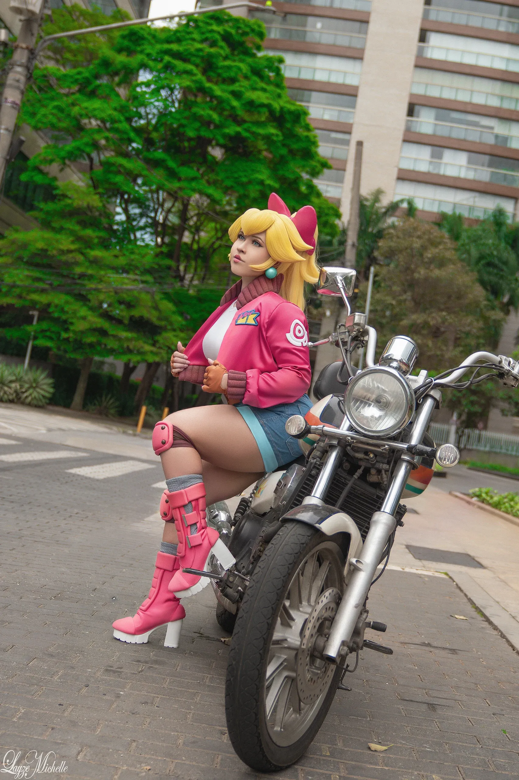 Cosplay Princesa Peach (Touring) — Mario Kart World
