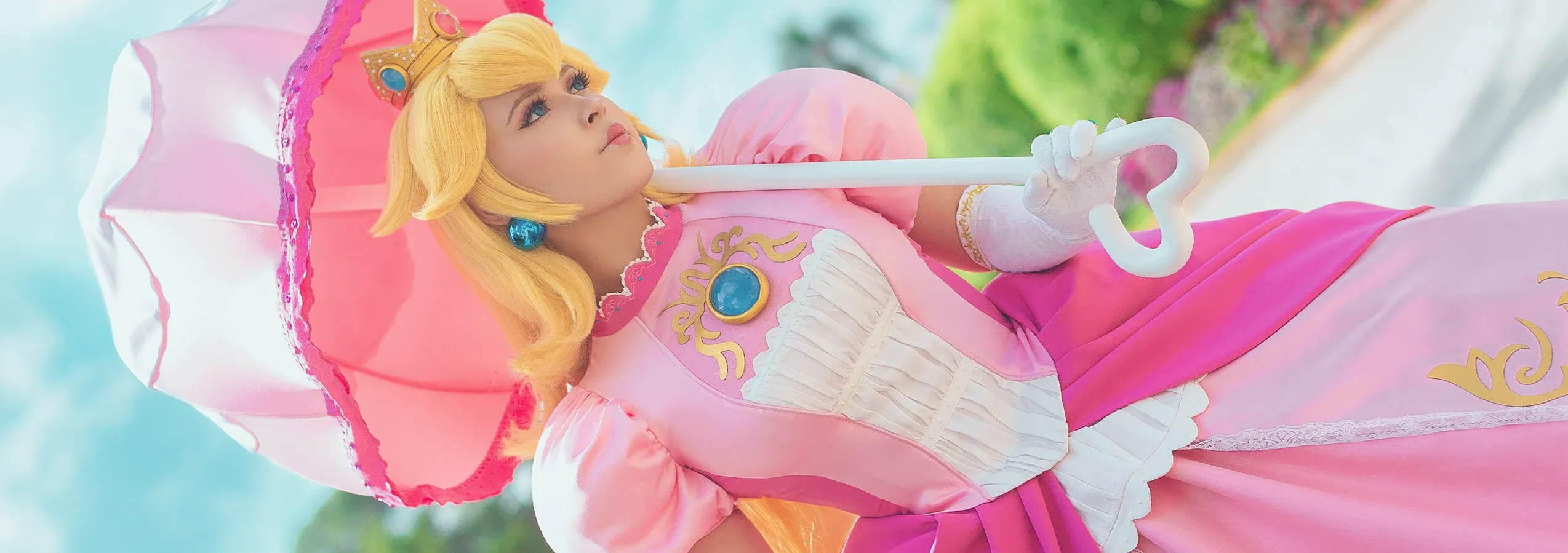 Layze Michelle — cosplay de Princess Peach (Super Mario)